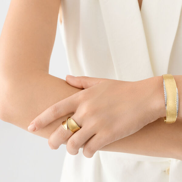 Lunaria Twist Yellow Gold Ring